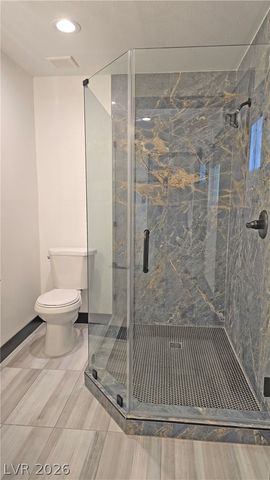 2870 Belcastro Street, Las Vegas, NV 89117