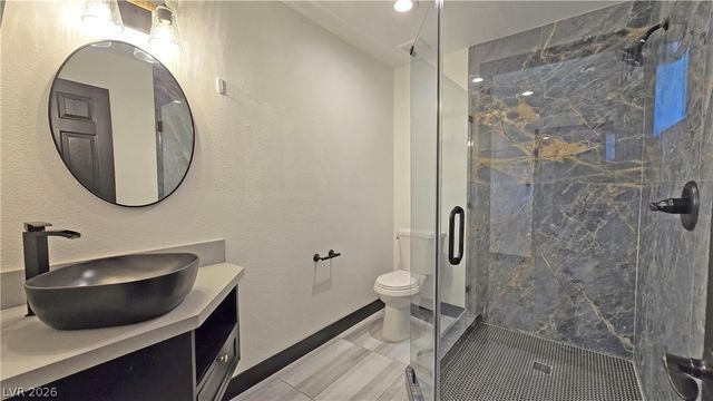 2870 Belcastro Street, Las Vegas, NV 89117