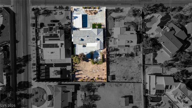 2870 Belcastro Street, Las Vegas, NV 89117