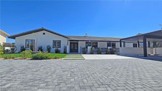 2870 Belcastro Street, Las Vegas, NV 89117