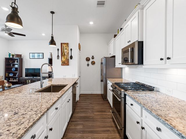 22726 Sutherland Bend Lane, Richmond, TX 77469