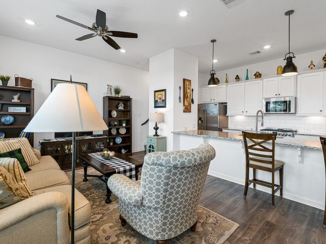 22726 Sutherland Bend Lane, Richmond, TX 77469