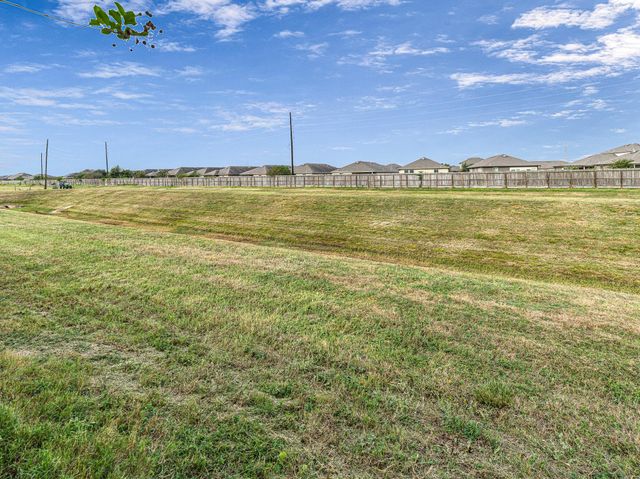 22726 Sutherland Bend Lane, Richmond, TX 77469