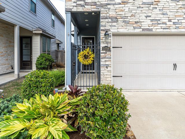 22726 Sutherland Bend Lane, Richmond, TX 77469