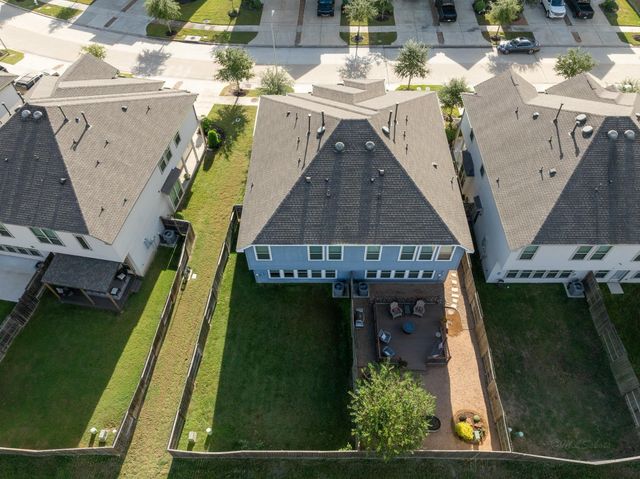 22726 Sutherland Bend Lane, Richmond, TX 77469