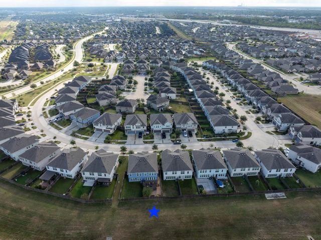 22726 Sutherland Bend Lane, Richmond, TX 77469