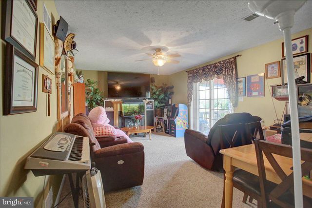 849 LINDIA DRIVE, Chambersburg, PA 17202