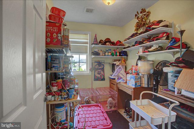 849 LINDIA DRIVE, Chambersburg, PA 17202