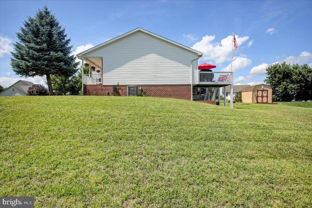 849 LINDIA DRIVE, Chambersburg, PA 17202