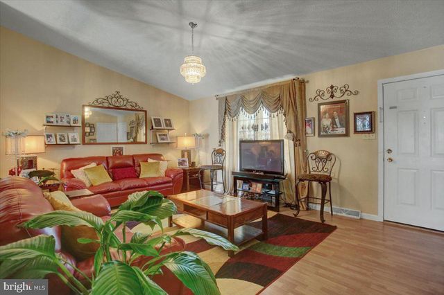 849 LINDIA DRIVE, Chambersburg, PA 17202
