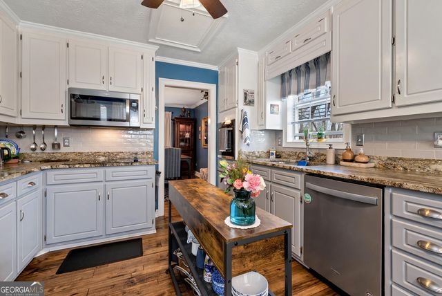 579 Willows Drive, Cleveland, GA 30528
