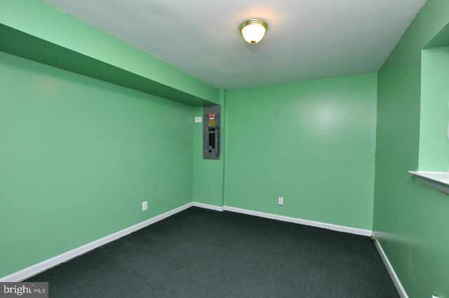 192 CANTERBURY RD, Mount Laurel, NJ 08054