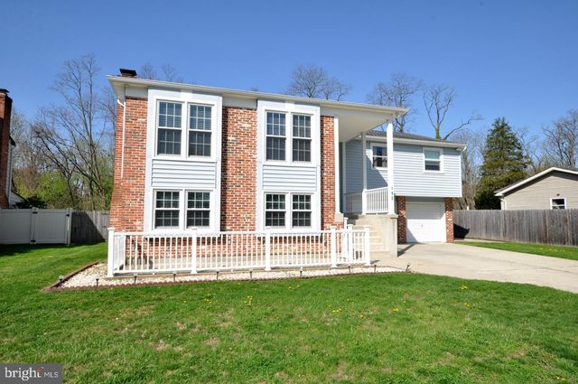 192 CANTERBURY RD, Mount Laurel, NJ 08054