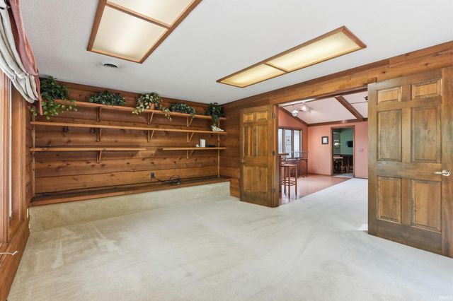 5611 Larchwood Run, Fort Wayne, IN 46825