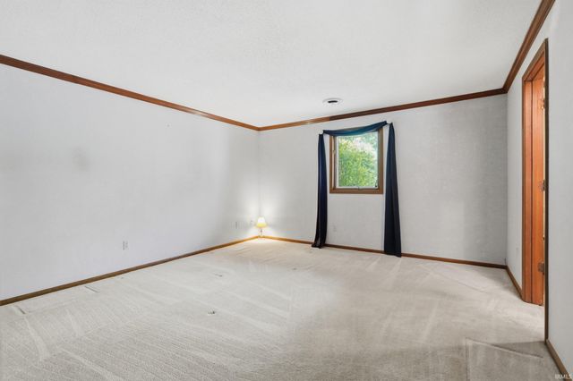 5611 Larchwood Run, Fort Wayne, IN 46825