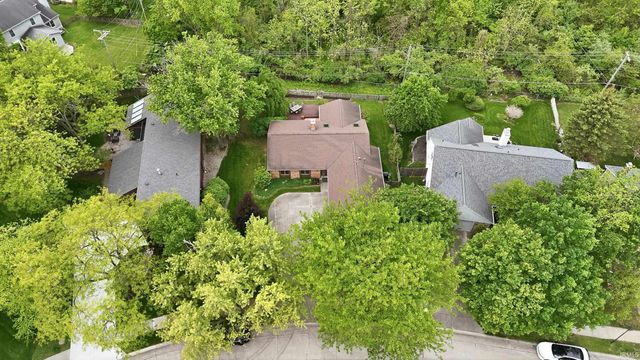 5611 Larchwood Run, Fort Wayne, IN 46825