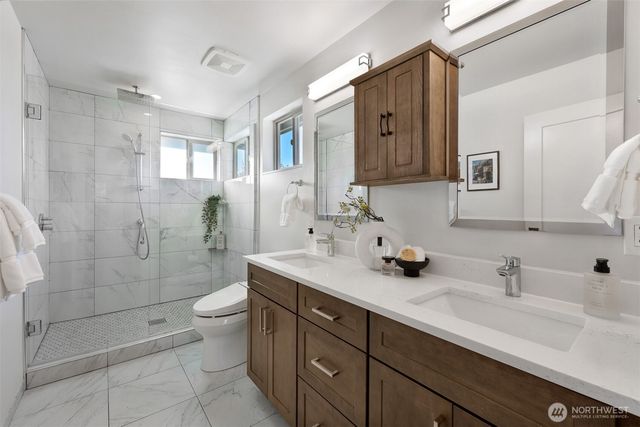 3821 19th Avenue SW, Seattle, WA 98106