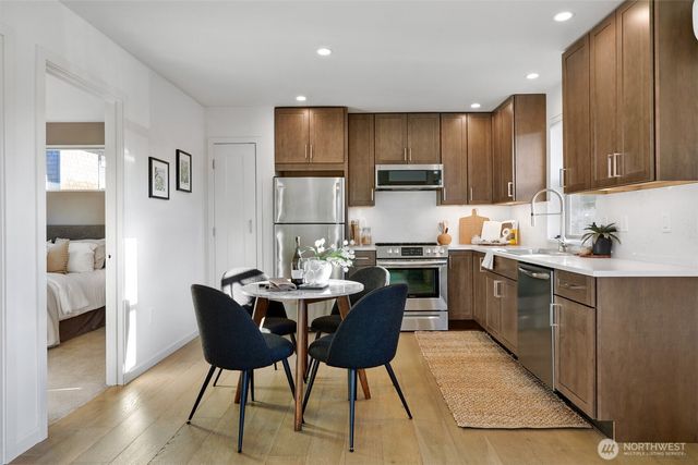 3821 19th Avenue SW, Seattle, WA 98106