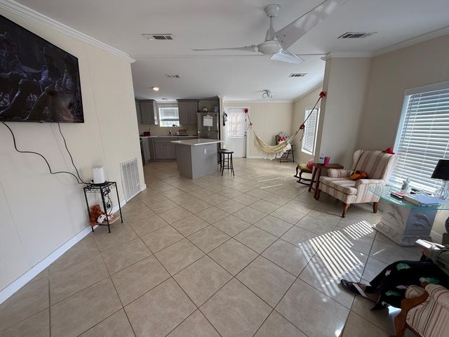 2555 Pga Boulevard 150, Palm Beach Gardens, FL 33410