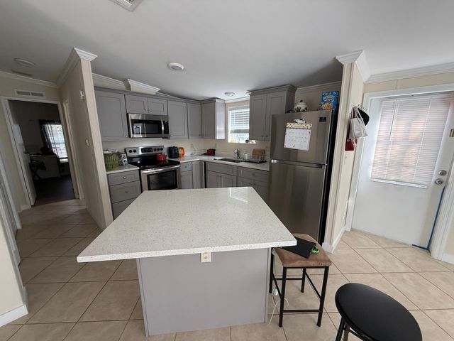 2555 Pga Boulevard 150, Palm Beach Gardens, FL 33410