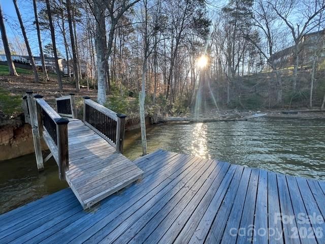 4559 1st Street NW, Hickory, NC 28601