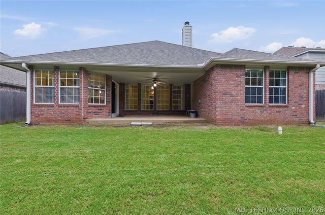 1501 N Umbrella Avenue, Broken Arrow, OK 74012