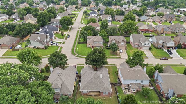 1501 N Umbrella Avenue, Broken Arrow, OK 74012