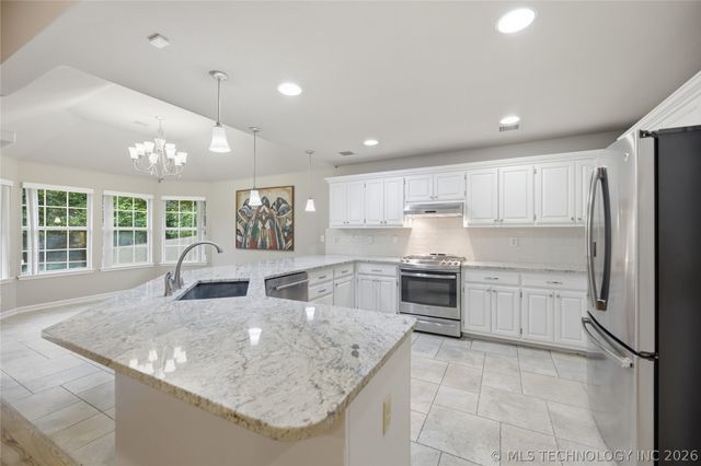 1501 N Umbrella Avenue, Broken Arrow, OK 74012