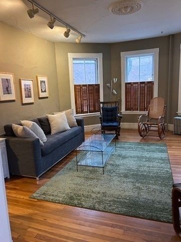 454 Green St. 1, Cambridge, MA 02139