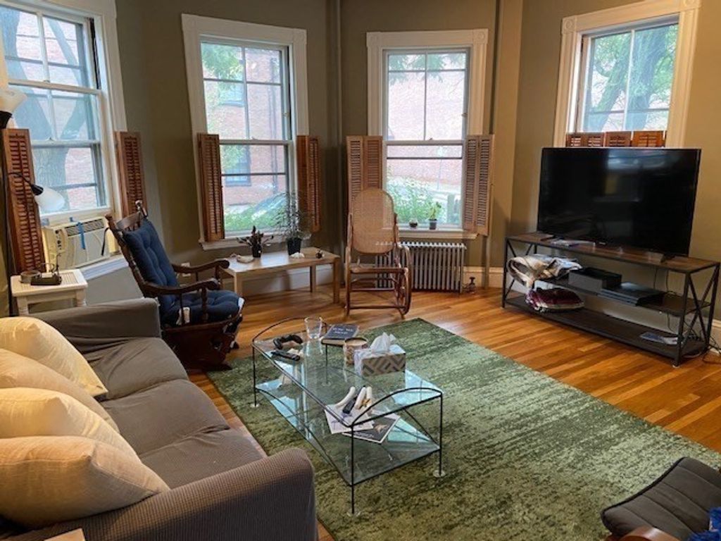 454 Green St. 1, Cambridge, MA 02139