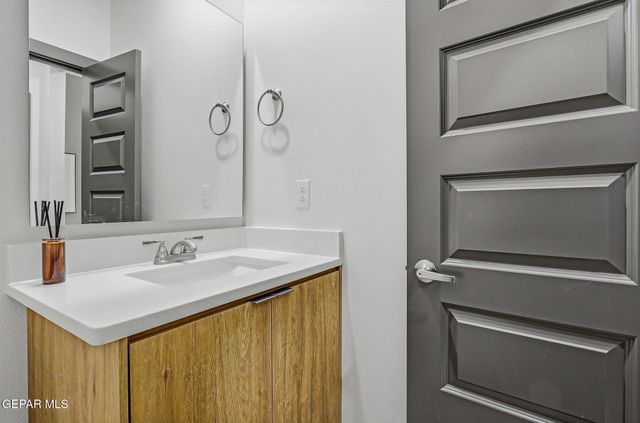 650 DAVI'S GREENWOOD COURT, Vinton, TX 79821