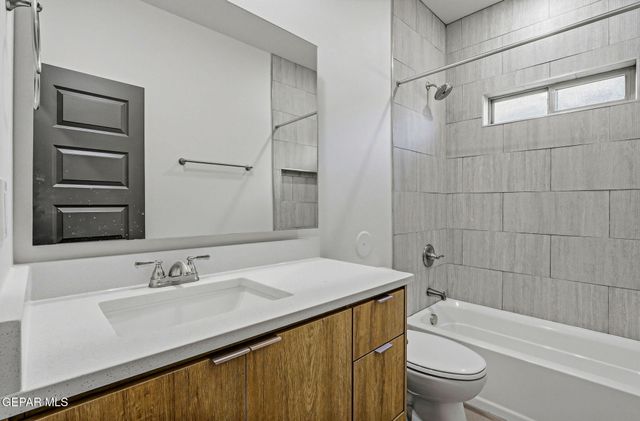 650 DAVI'S GREENWOOD COURT, Vinton, TX 79821