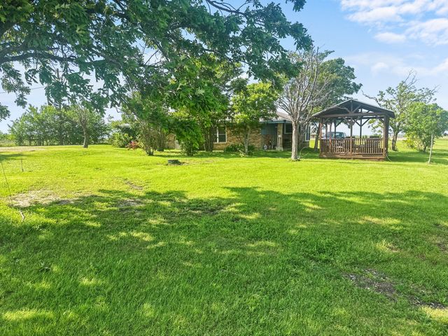 3852 Fm 879, Palmer, TX 75152