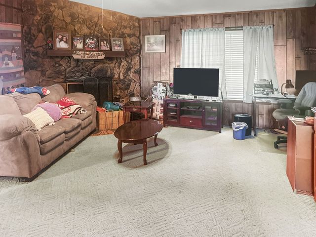 3852 Fm 879, Palmer, TX 75152