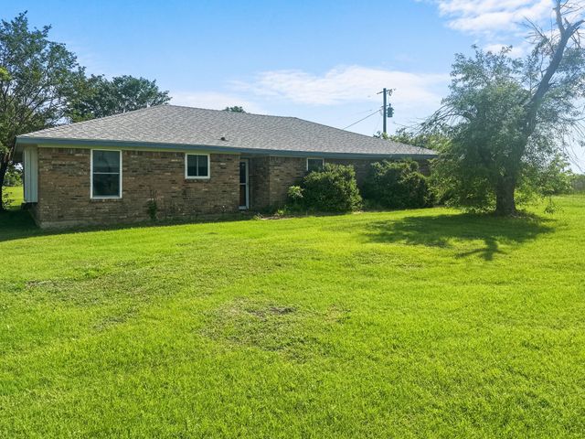 3852 Fm 879, Palmer, TX 75152