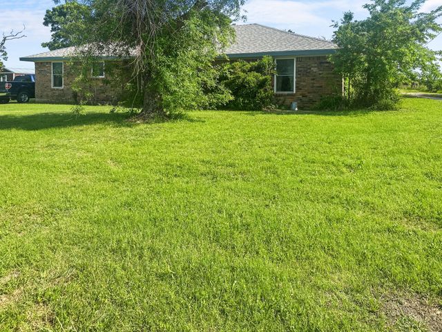 3852 Fm 879, Palmer, TX 75152
