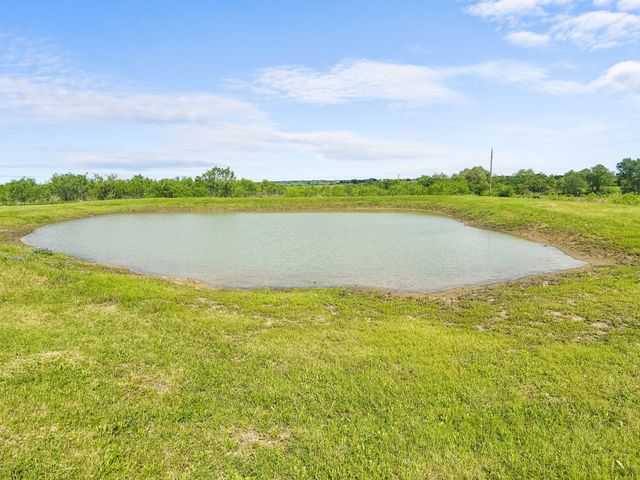 3852 Fm 879, Palmer, TX 75152