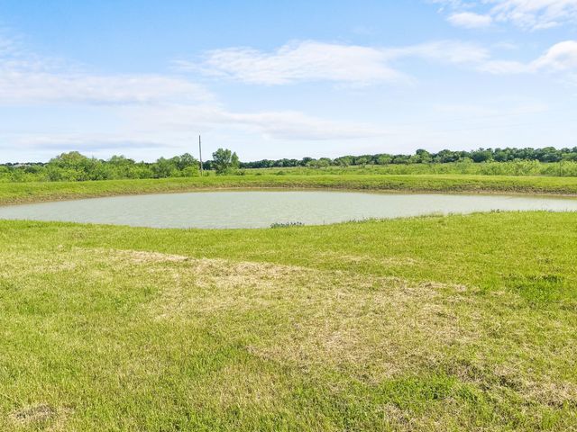 3852 Fm 879, Palmer, TX 75152