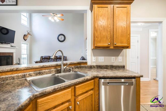 1751 S GA 247 Highway, Kathleen, GA 31047