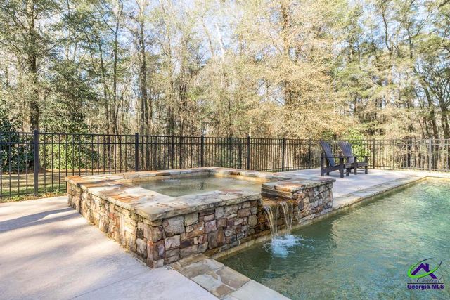 1751 S GA 247 Highway, Kathleen, GA 31047