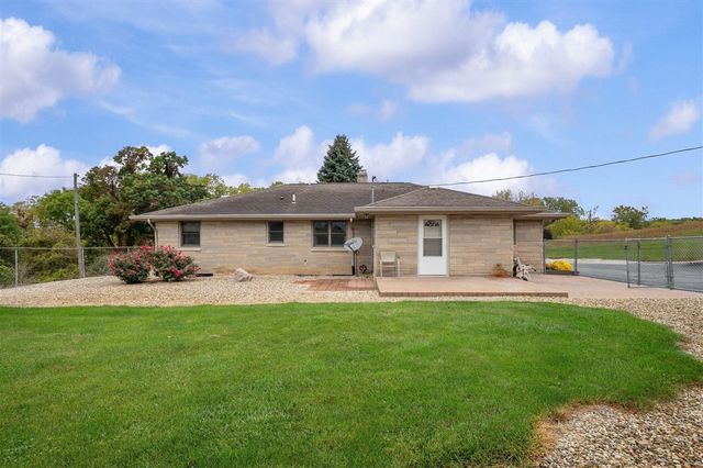 1968 Mount Tabor 2 Road, Berrien Springs, MI 49103