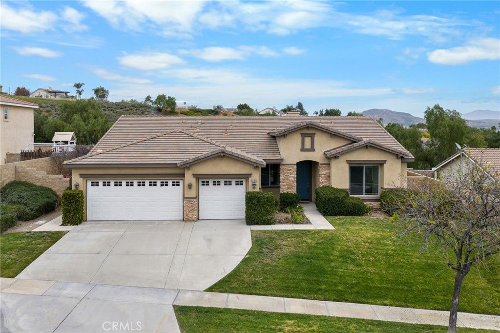 1767 Riverstone Circle, Corona, CA 92883