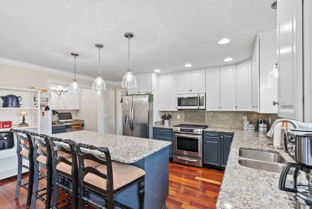 100 Dove Run Circle, Georgetown, KY 40324