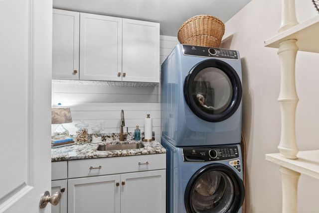 100 Dove Run Circle, Georgetown, KY 40324