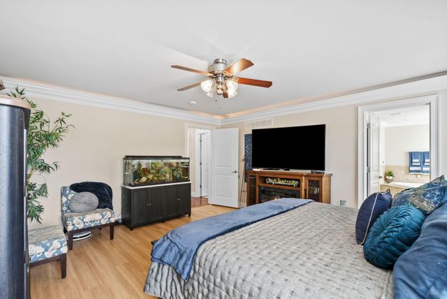 100 Dove Run Circle, Georgetown, KY 40324