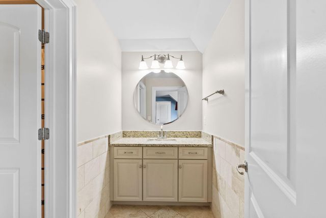 100 Dove Run Circle, Georgetown, KY 40324