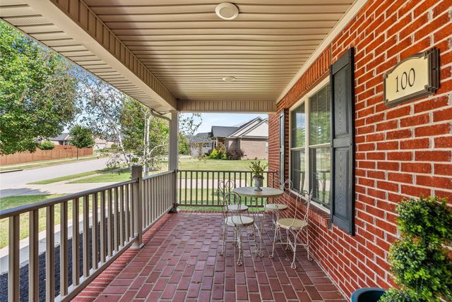 100 Dove Run Circle, Georgetown, KY 40324