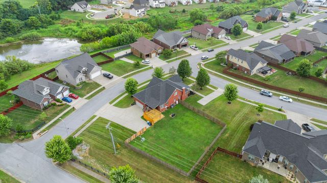 100 Dove Run Circle, Georgetown, KY 40324