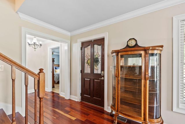 100 Dove Run Circle, Georgetown, KY 40324