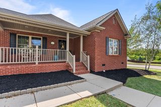 100 Dove Run Circle, Georgetown, KY 40324